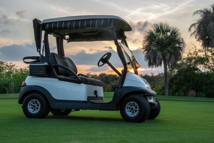 Which Should You Buy: An Electric or Gas Golf Cart?